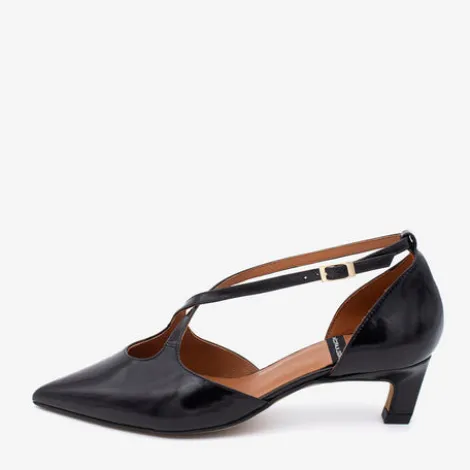 Angel Alarcon 25536BLK-Pump.