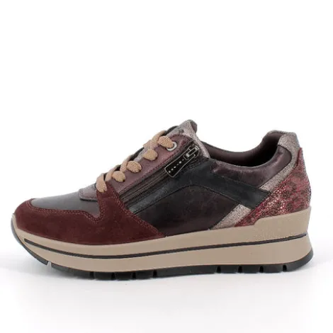Igi 8676166- Trainer.