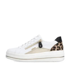 Remonte White and Leo Platform Trainer|D1C0185