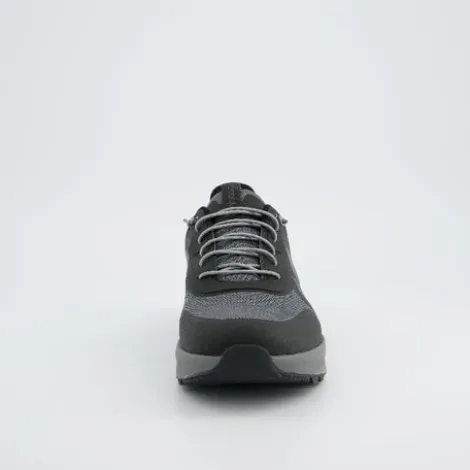 TenHaag 0511028- Trainer.