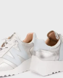 Wonders Silver Wedge Trainer|E6770PL
